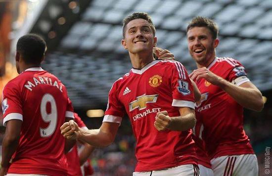 尽管他们在 尽管他们在